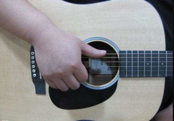 练吉他有没有简单的方法